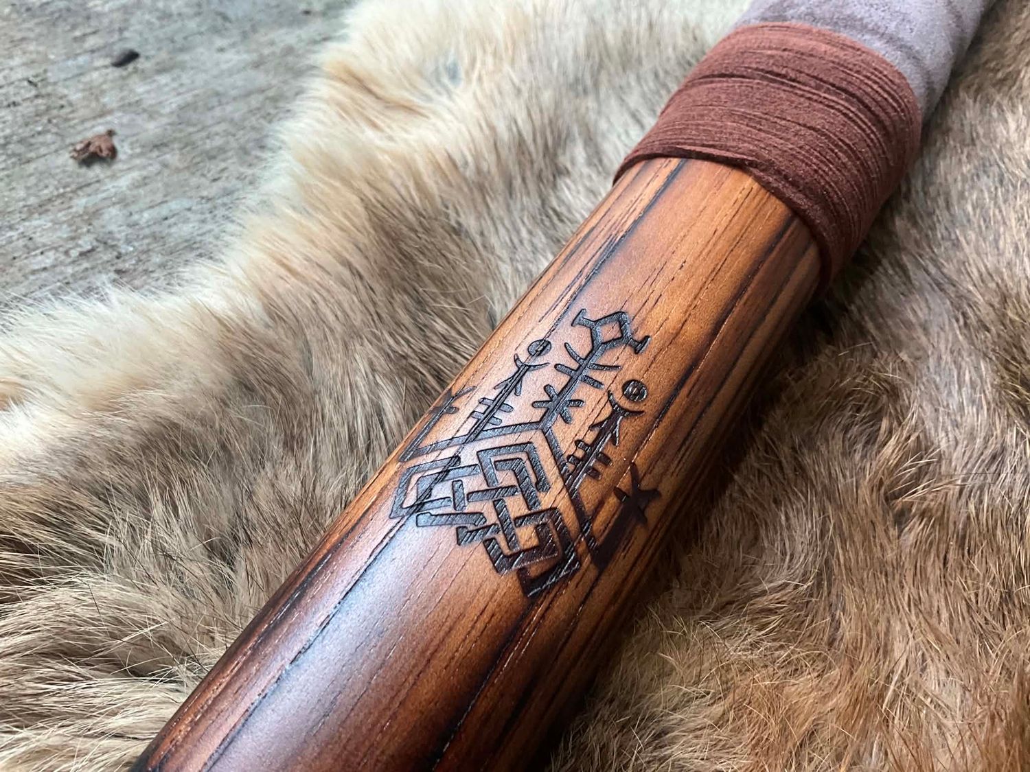Engraved Jörmungandr Viking Hammer
