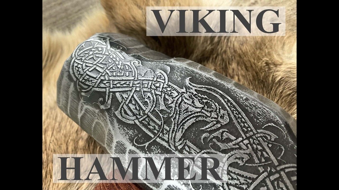 Engraved Jörmungandr Viking Hammer