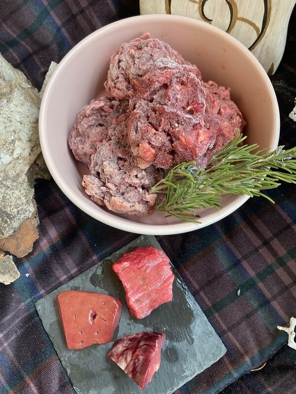 Feinster Rindermix für Hund und Katze, Frikas, 1,5 kg