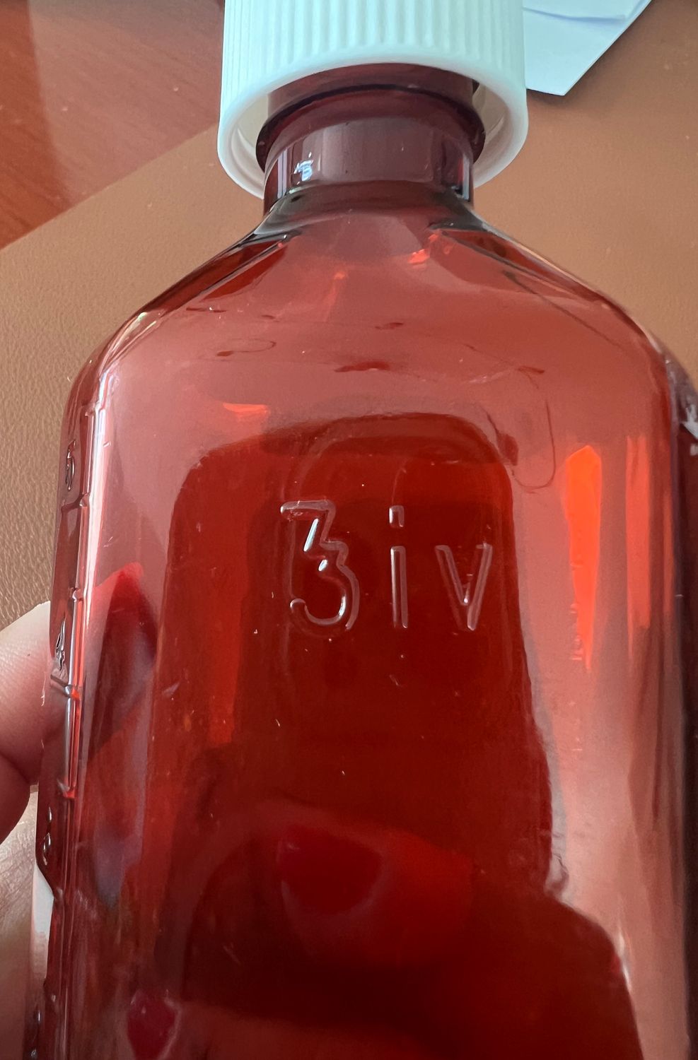 *Liquidación* Frascos 6OZ AMBER para líquido / Caja de 100ea