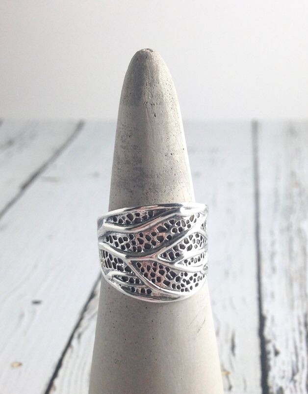 Sterling Silver Leaf Structure Ring, size 6