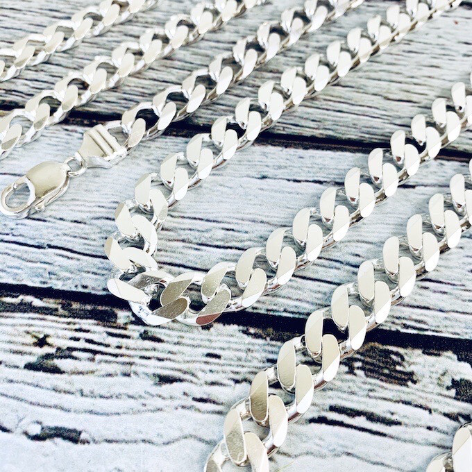 Sterling Silver Mid-Heavy Curb 300 (11mm) Chain