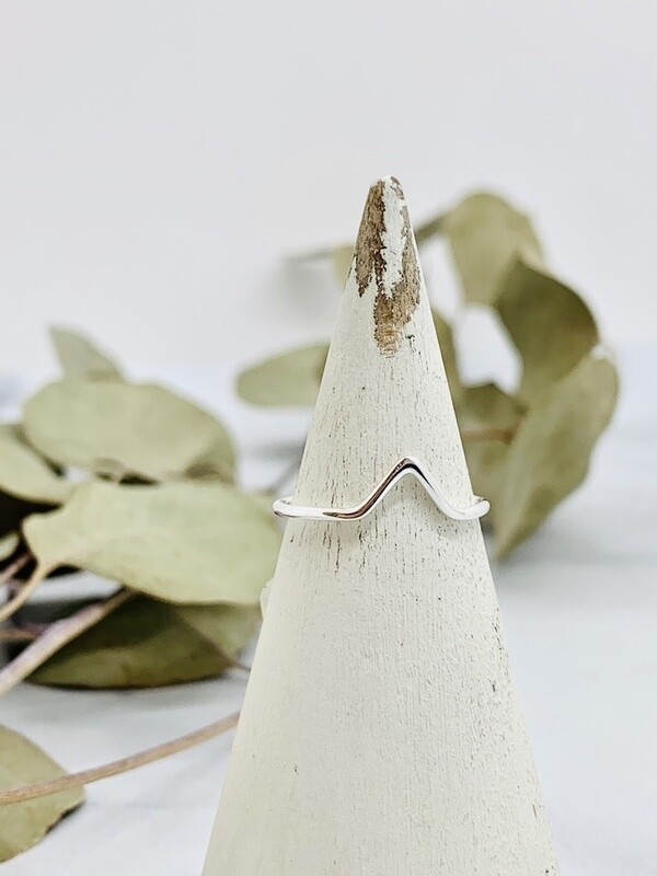 Silver Wire &quot;V&quot; Ring