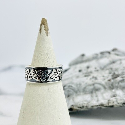 Silver Celtic Band Ring