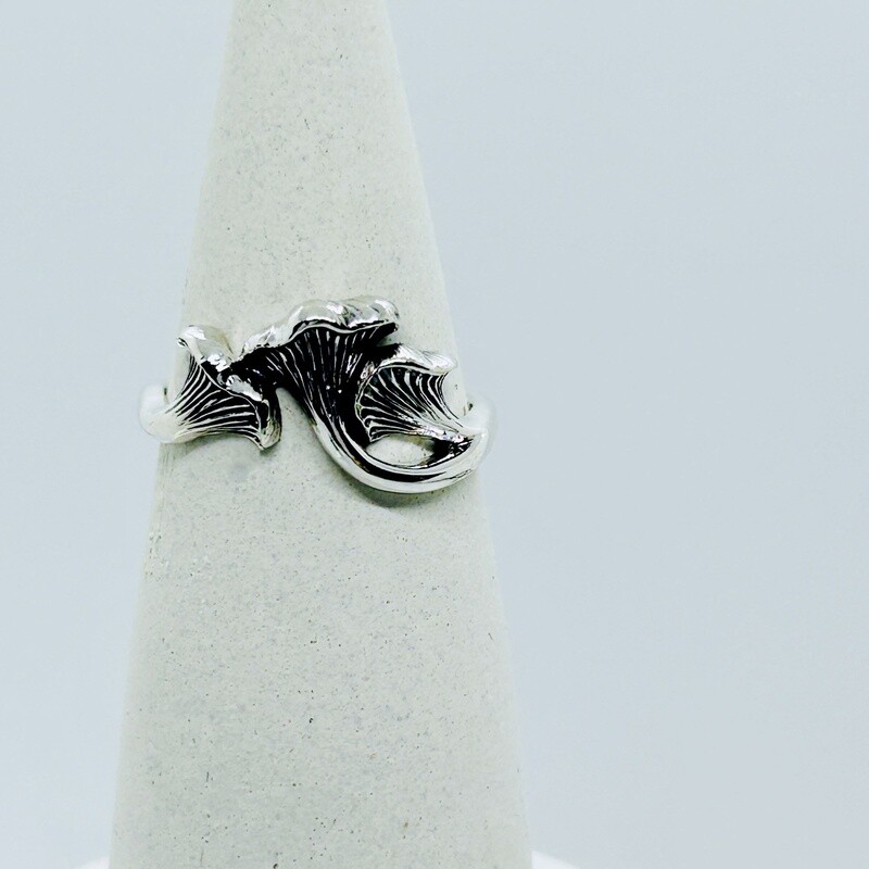 Chanterelle Mushroom Ring, SS,