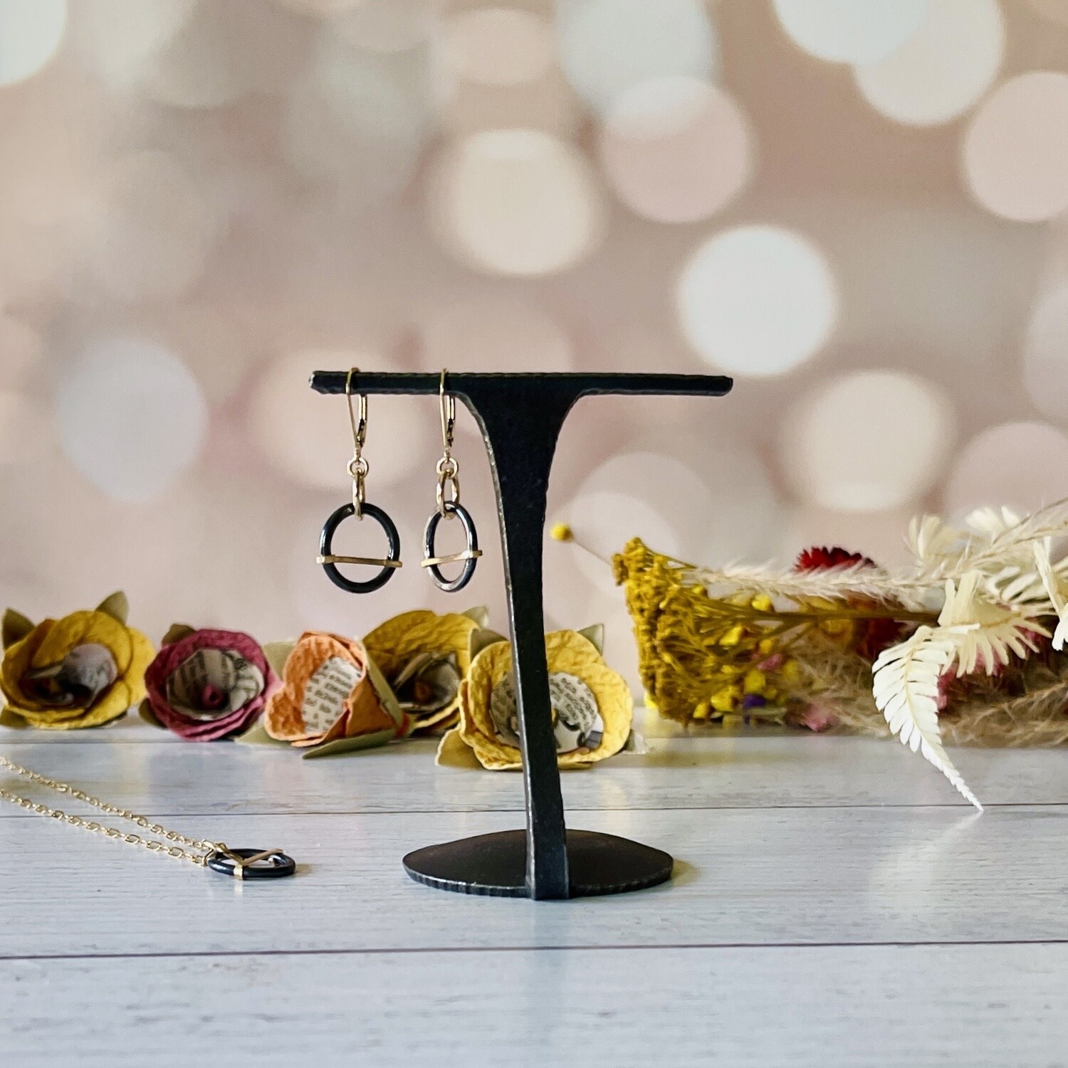 Fizz Hammered Black Circle Earrings w/ Gold Detail