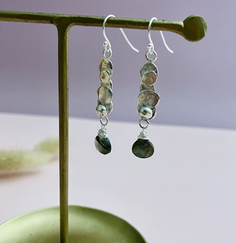 Handmade Earrings with labradorite, recycled silver pebbles