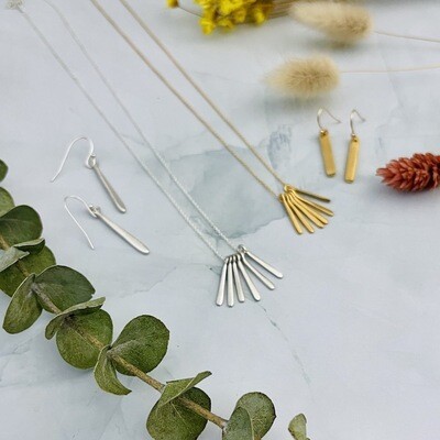 Handmade six small needles silver necklace