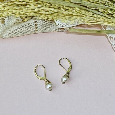 Handmade White Pearl wrapped in 14k GF wire Earring