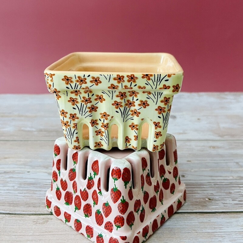 Bouquet Berry Basket