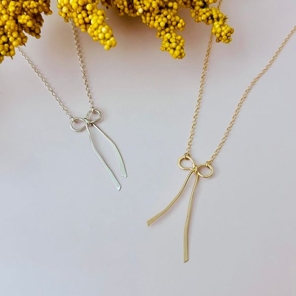 Handmade Wire Coquette Bow Necklace