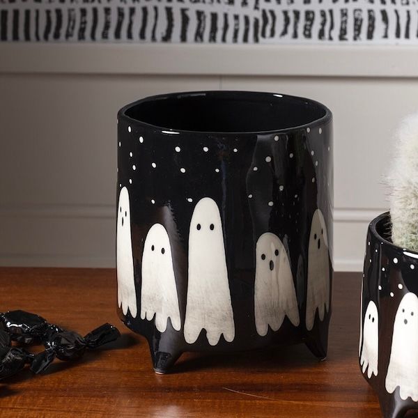 Large Boo Pot
