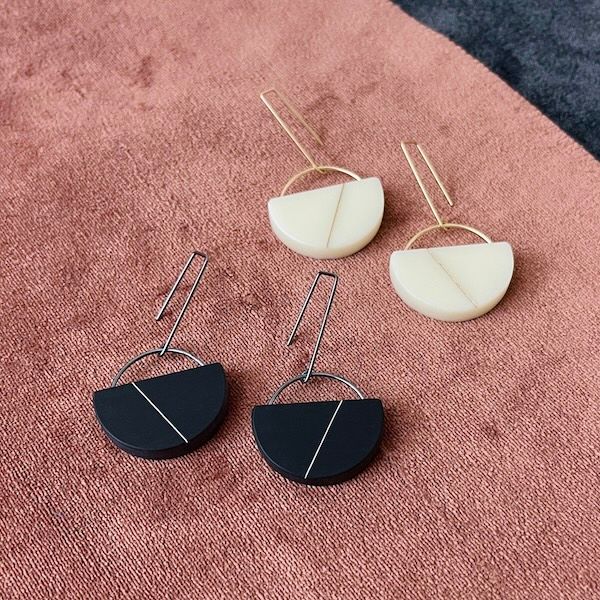 Sofie Semicircle Acrylic Earrings