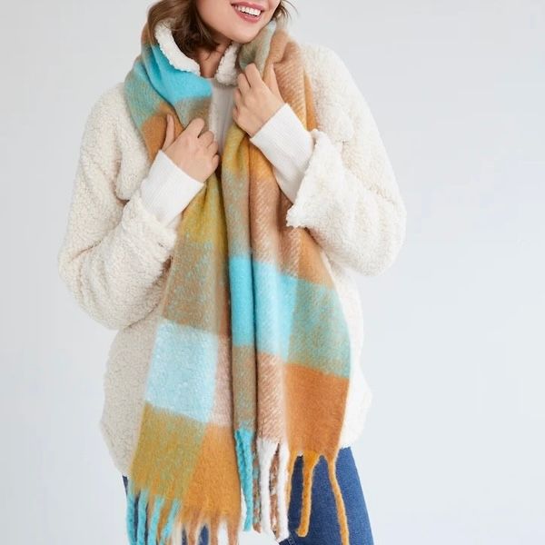 Elodie Scarf, Multi