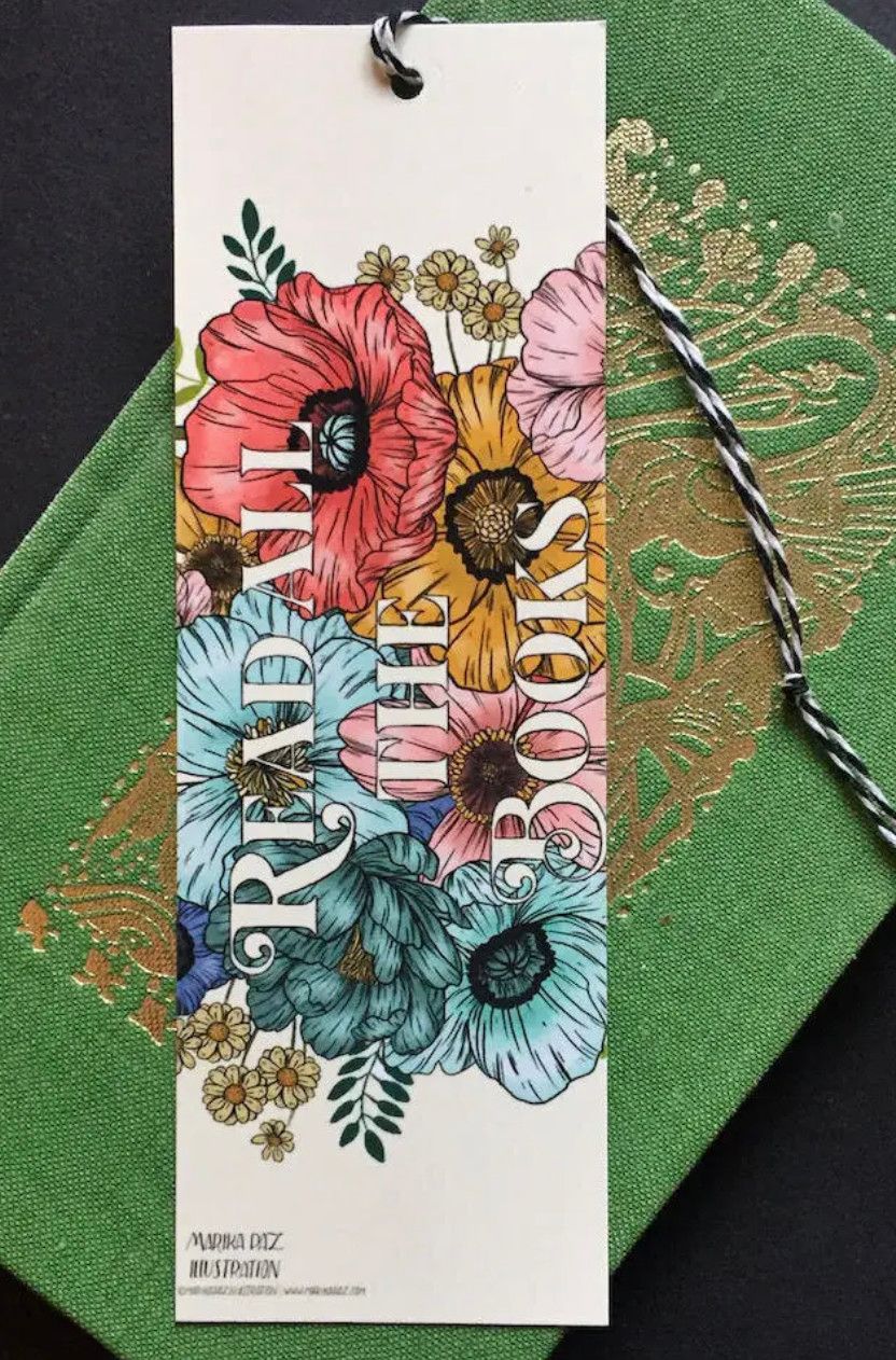 Marika Paz Bookmarks, Style: Read All The Books