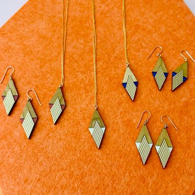 Art Deco Diamond Shaped Wood Necklace