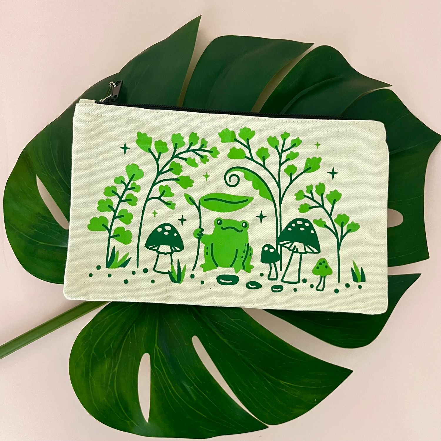 Seltzer Zip Pouch Fern Frog