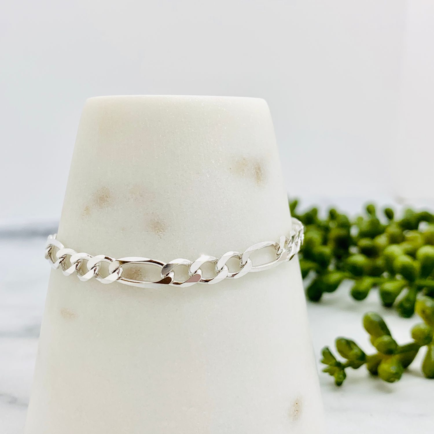 Sterling Silver 5.5mm Figaro Chain, Size: 7&quot; Bracelet