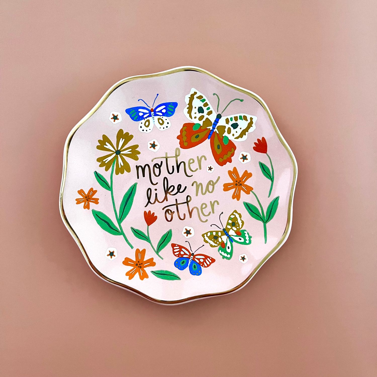 Mother Like No Other Shaped Dish