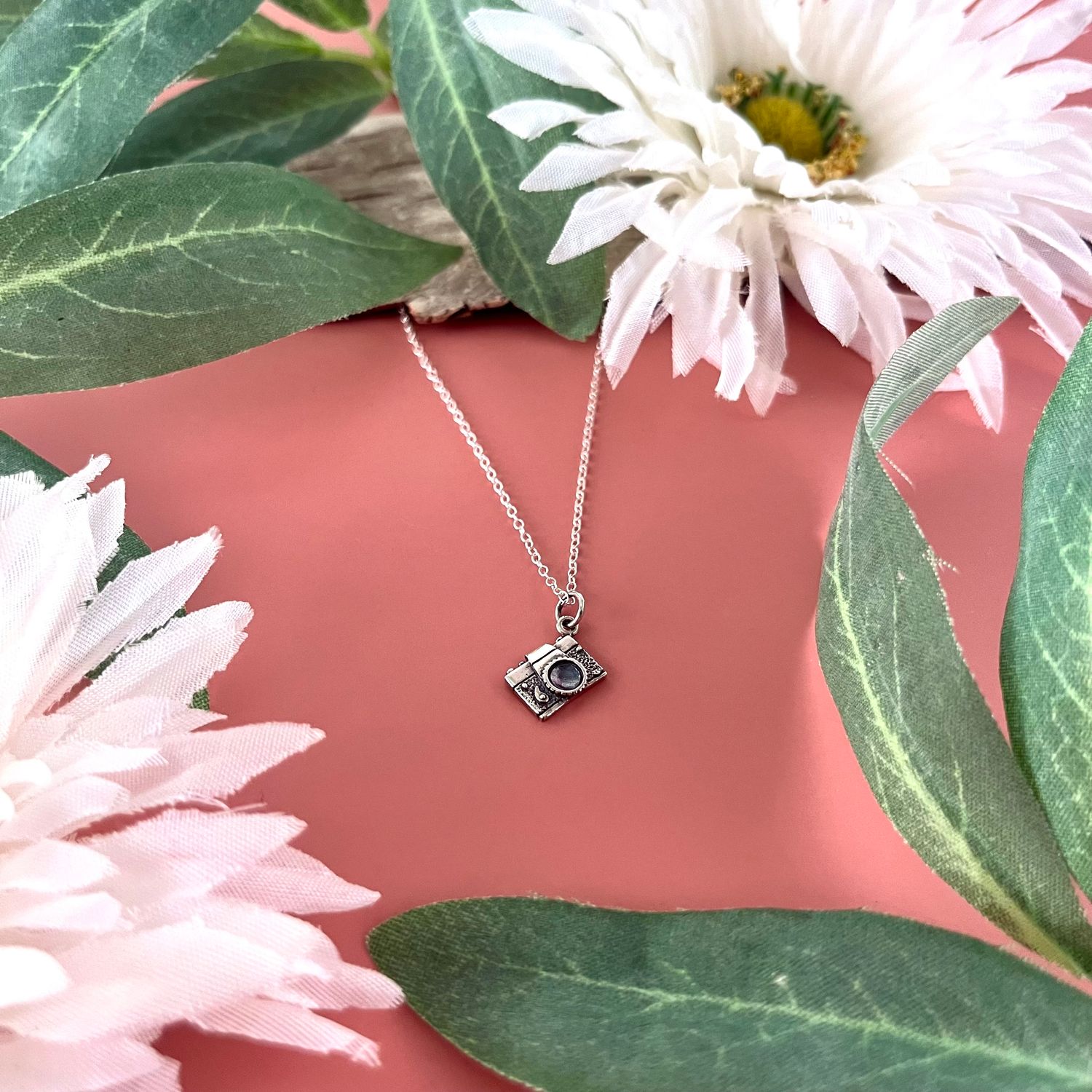 Silver Camera Necklace, 18&quot;