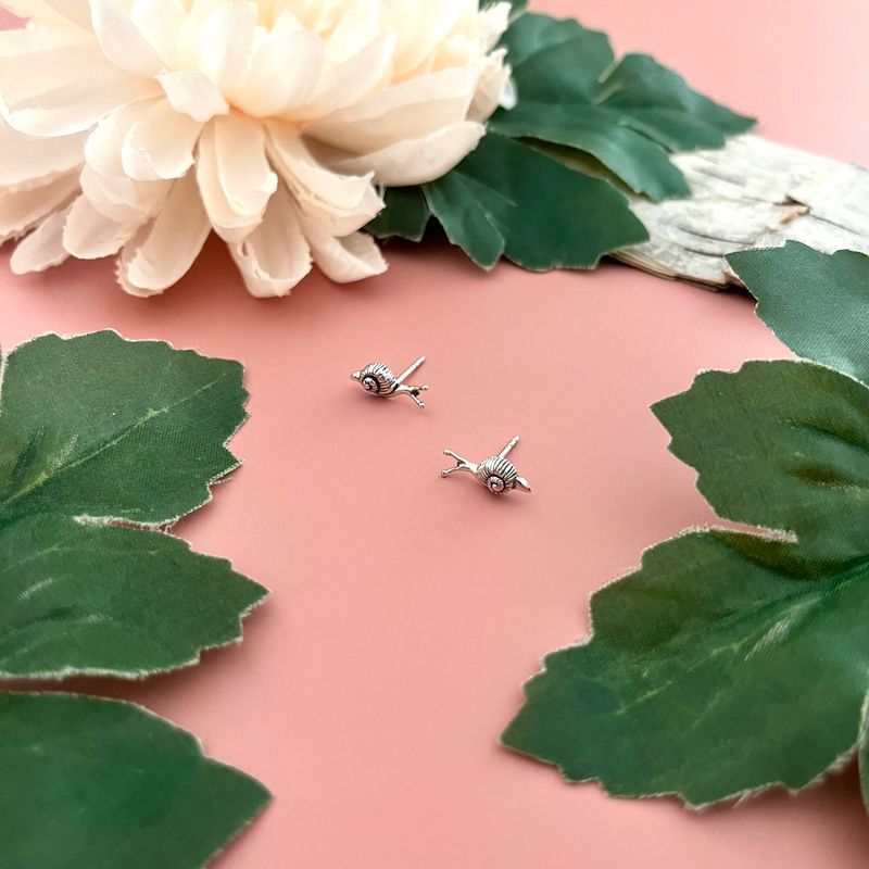 Tiny Snail Stud Earrings, SS