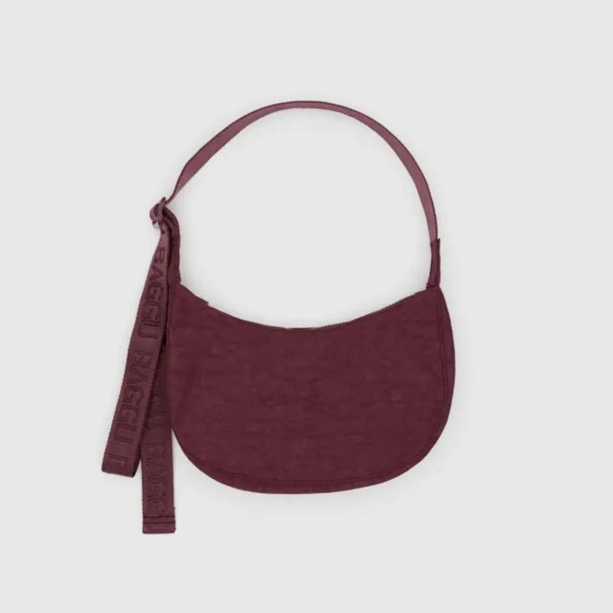 FW25 Baggu Small Crescent Bag, Style: Mahogany