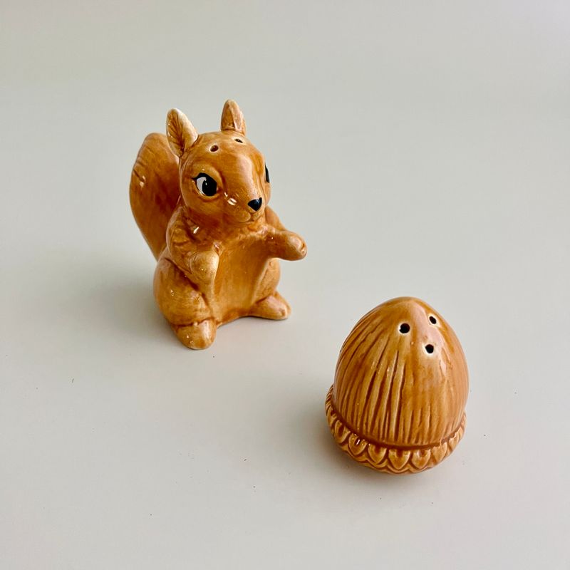 Ceramic Squirrel &amp; Acorn Salt and Pepper Shakers