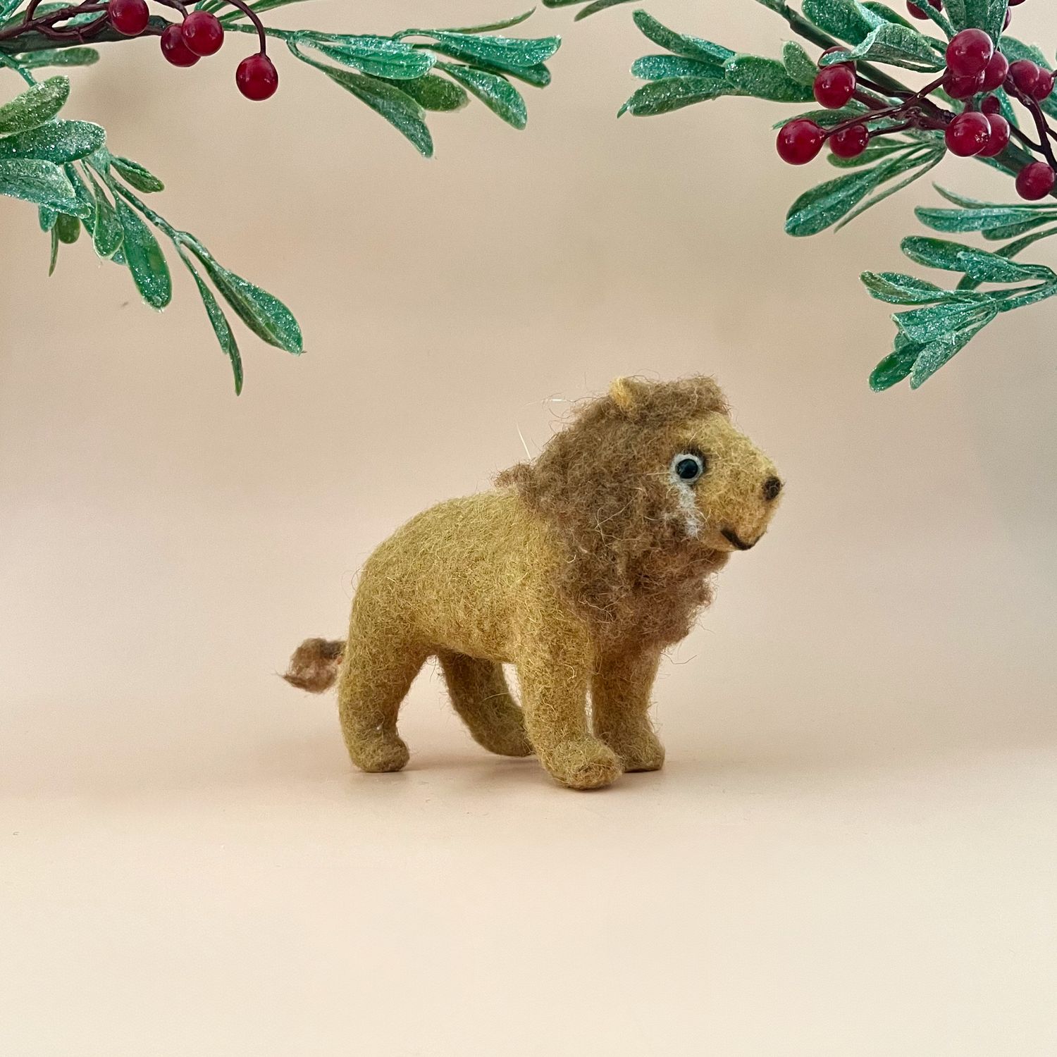 Wool Felt Safari Animal Ornament with Wreath, Style: Lion