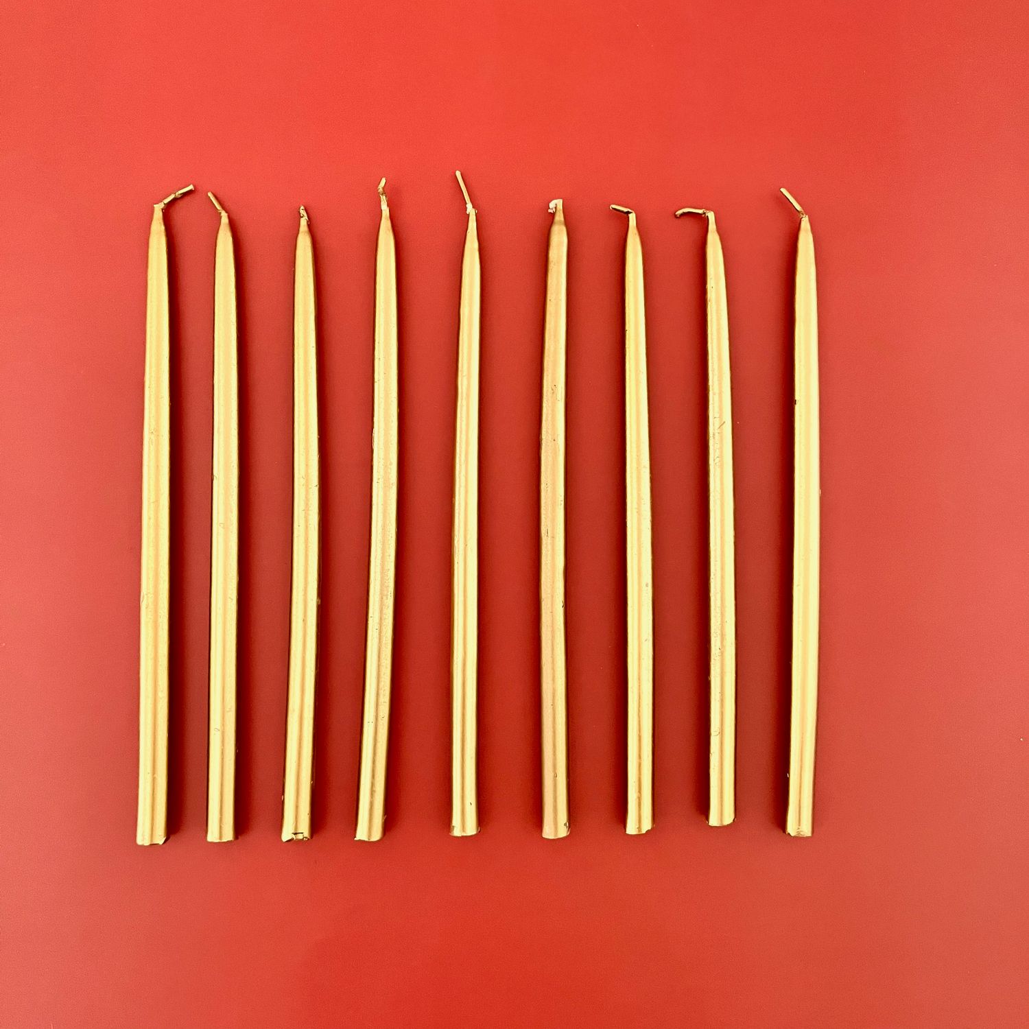 S/24 10&quot; Unscented Thin Taper Candles, Style: Gold