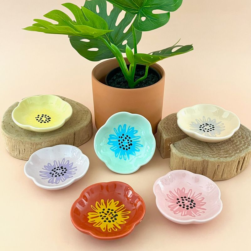 Flower Pinch Bowl
