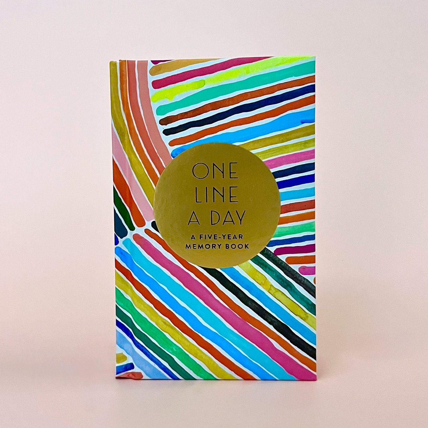 Rainbow One Line a Day A Five Year Memory Book