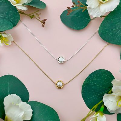 Handmade Pearl in Circle Necklace