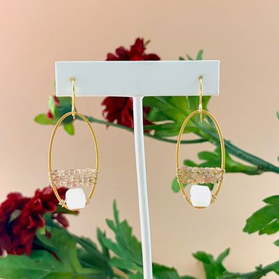 Oval Zircon Dangle Earrings in Gold