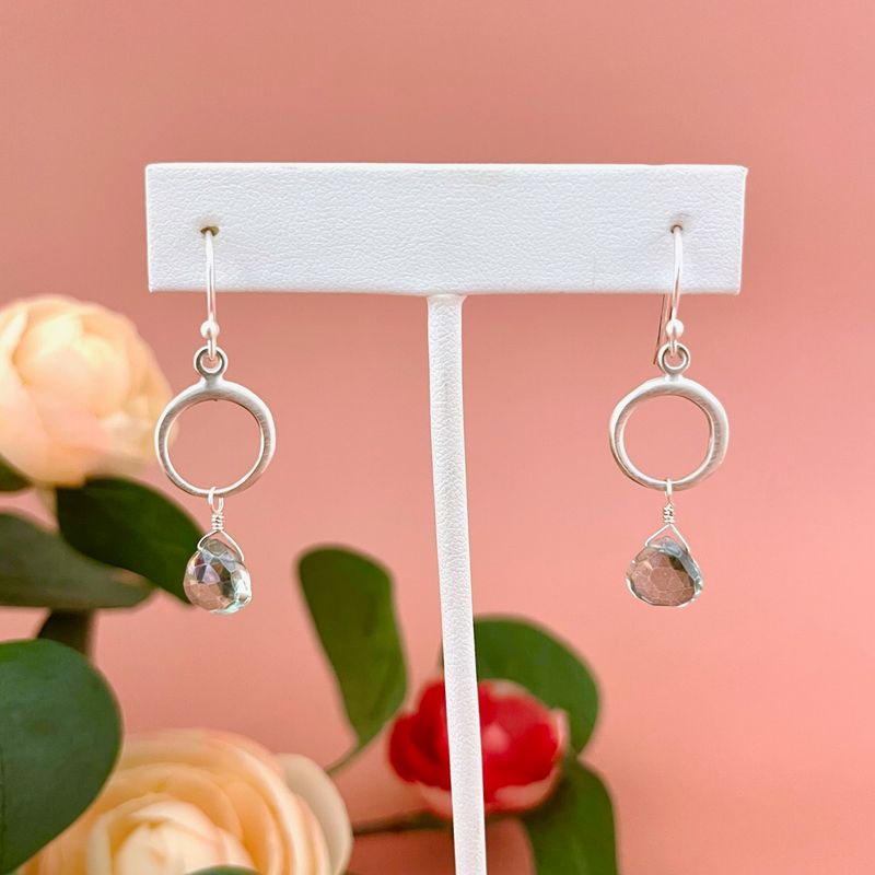 Handmade circle w. mystic quartz earrings, silver