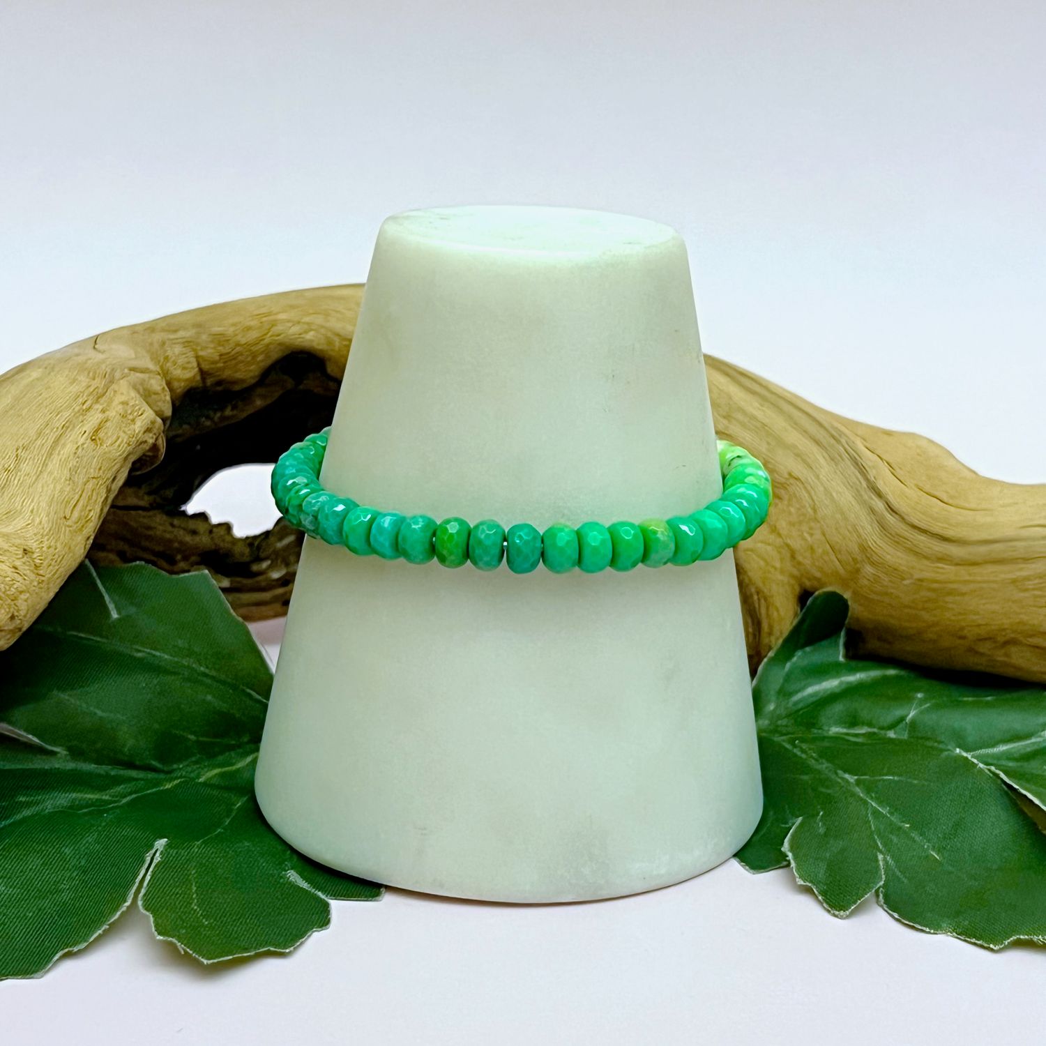 Handmade Bracelet with ombre chrysoprase on silver leather