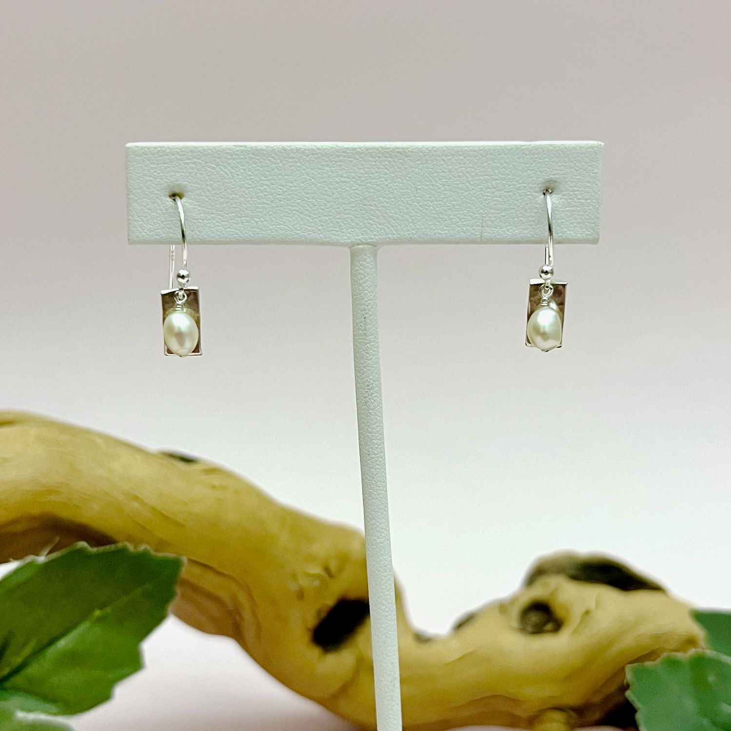 Handmade Earrings with hammered silver rectangle, white pearl