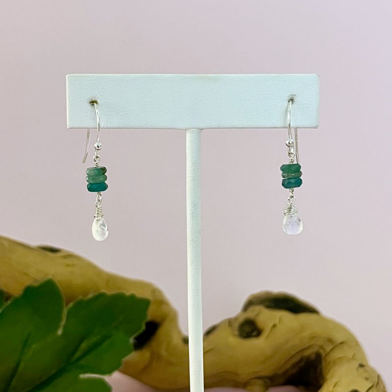 Handmade Earrings with 3 grandiderite heishi shaped rainbow moonstone briolette