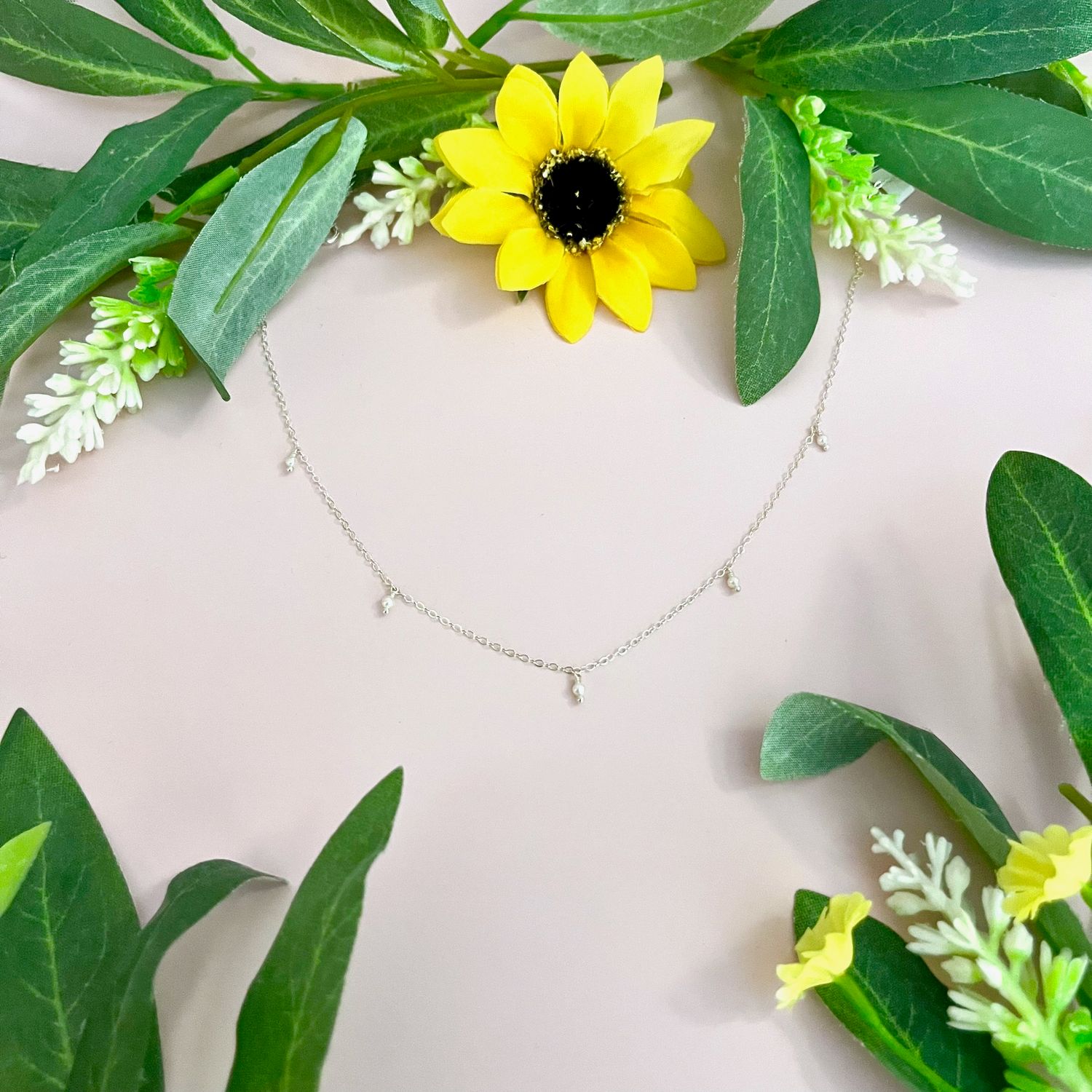 Delicate Pearl Necklace, Color: SS