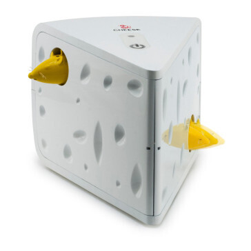 Petsafe Cheese Automatic Cat Teaser