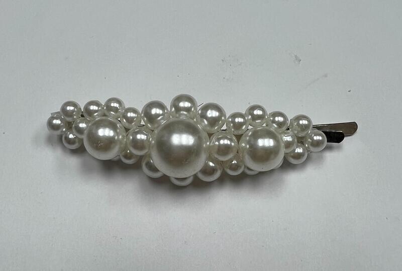 Pearl Barrette