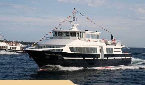 Transfert en bateau de transport passagers le samedi 25 mai