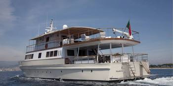 Bateaux pour groupes de 13 à 180 passagers
