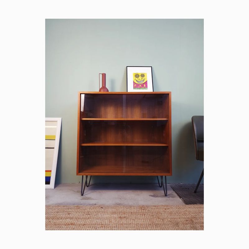 Vintage Teak Mid-Century Glasvitrine 