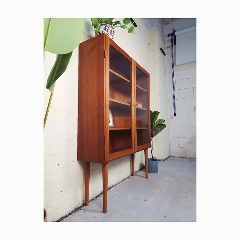 Vintage Danish Teak Glasvitrine 