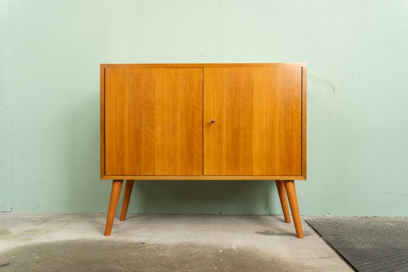 Nussbaum Vintage Sideboard 60er Kommode Anrichte Schrank Nussbaum Vintage Sideboard 60er Kommode Anrichte Schrank