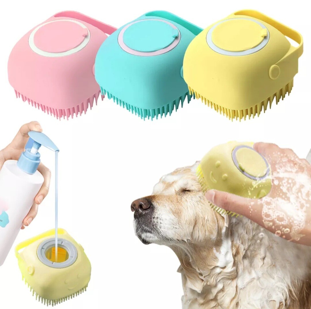 Silicone pet shampoo dispensing scrubber