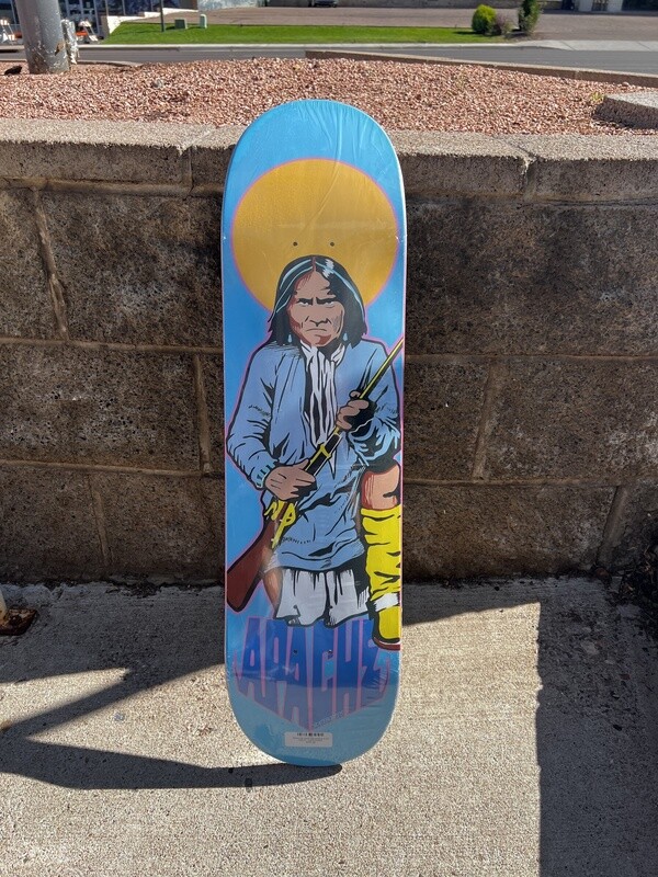 APACHE SKATEBOARDS 8.25 DECK