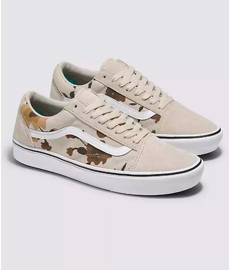 VANS COMFYCUSH OLD SKOOL MIDNIGHT FLORAL, Size: 4