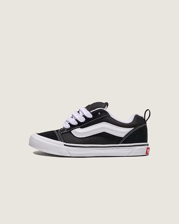 Knu Skool Black/ True White Kids, Size: 10.5