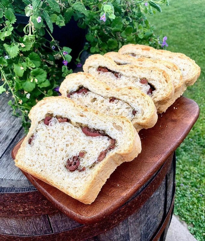 Pain aux olives Kalamata